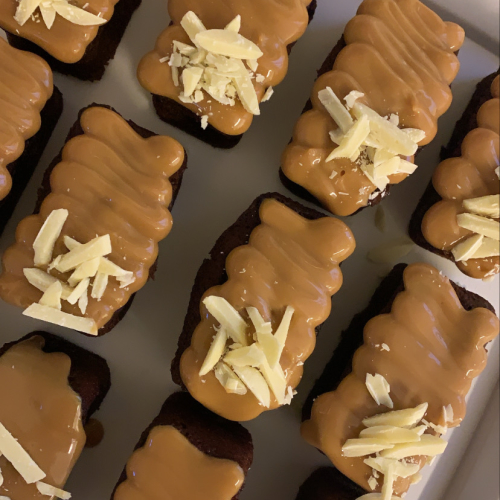 Banana Cake with Dulce de Leche