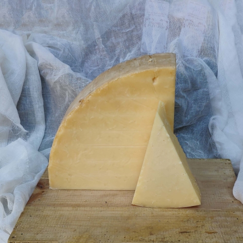 Quicke's Oak Smoked Cheddar