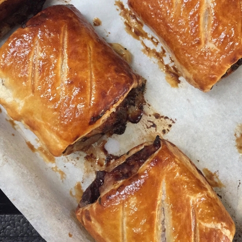 Sausage Roll with Caramelised Red Onion & Thyme