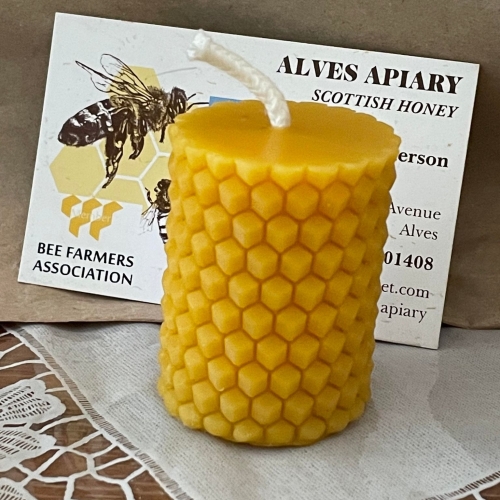 Beeswax Candle  inverse round