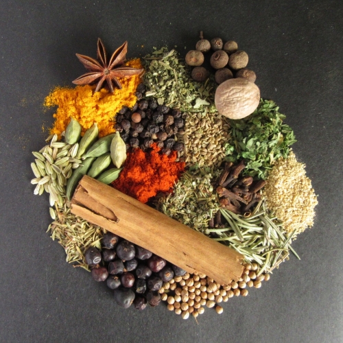 Organic Culinary Herbs and Spices /b
